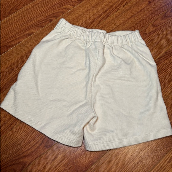 Zara Highwaisted shorts for kids - Picture 2 of 4